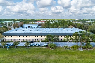 Plus de détails pour 660 NW Peacock Blvd, Port Saint Lucie, FL - Industriel à louer