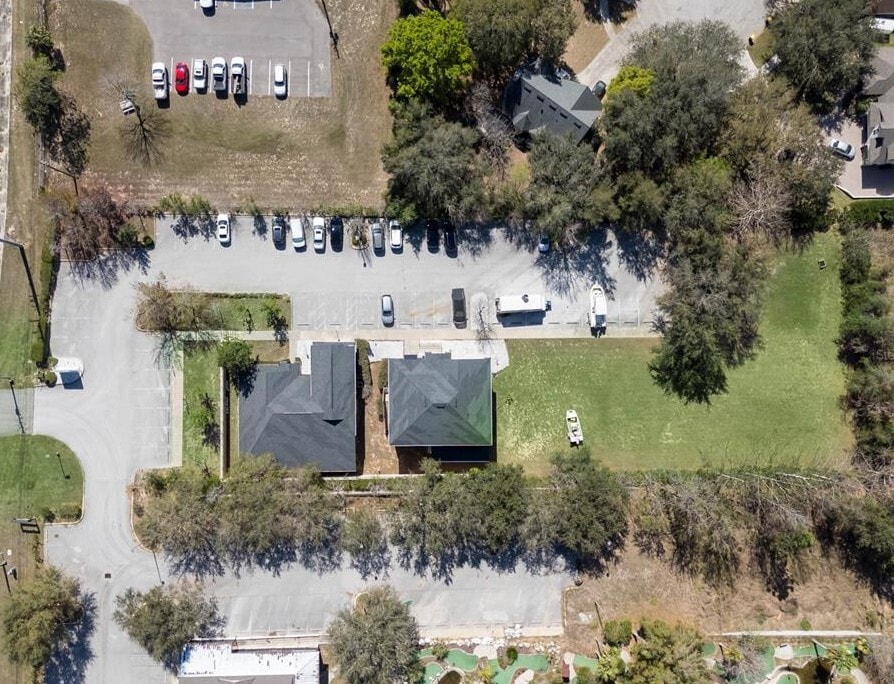 600 N HIGHWAY 27 portfolio of 2 properties for sale on LoopNet.ca Primary Photo- Image 1 of 8