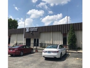 11100 W 91st St, Overland Park, KS for lease Building Photo- Image 2 of 5