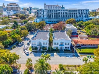 Plus de détails pour 320-324 Mendoza Ave, Miami, FL - Multi-résidentiel à vendre