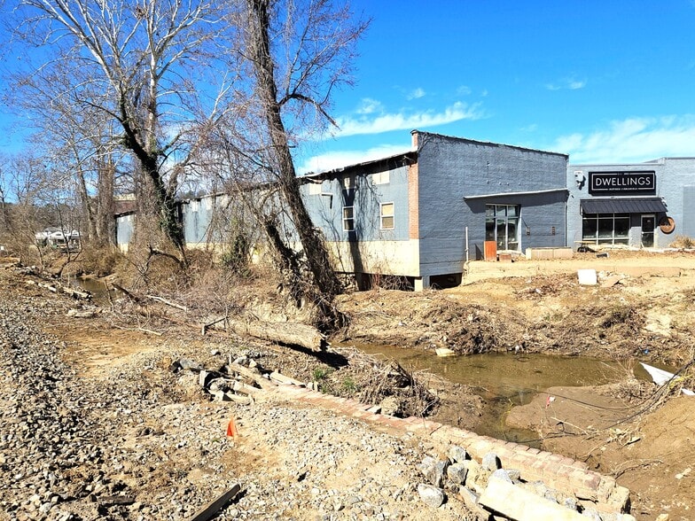 9 Reed St, Asheville, NC à vendre - Photo du bâtiment - Image 2 de 16