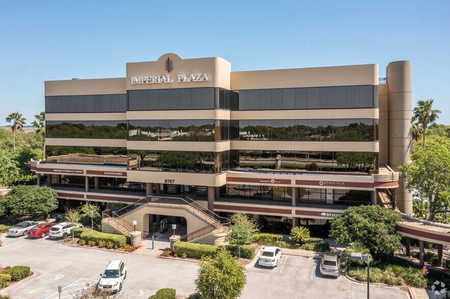 Florida Space Coast Investment Portfolio portefeuille de 3 propriétés à vendre sur LoopNet.ca - Photo principale - Image 2 de 5