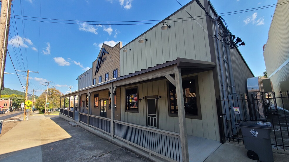 249 Ouachita Ave, Hot Springs National Park, AR for lease - Building Photo - Image 2 of 6