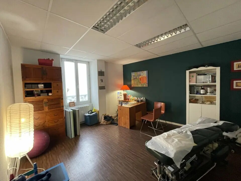 Office in Lorient for lease Interior Photo- Image 1 of 5