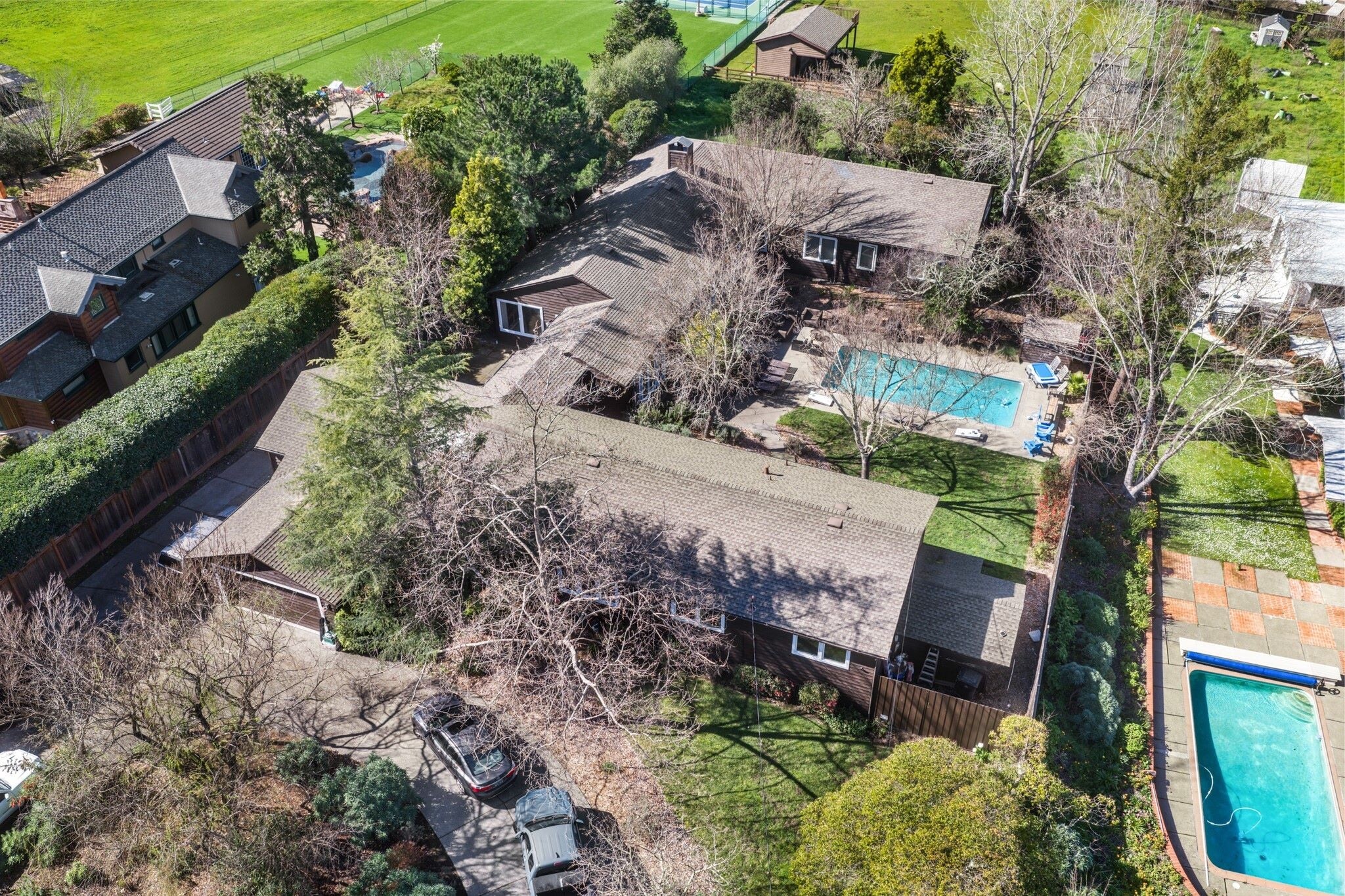 8 Circle Rd, San Rafael, CA for sale Primary Photo- Image 1 of 60