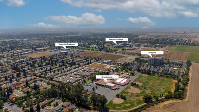 500 Mercy Avenue, Merced, CA - Aérien  Vue de la carte - Image1