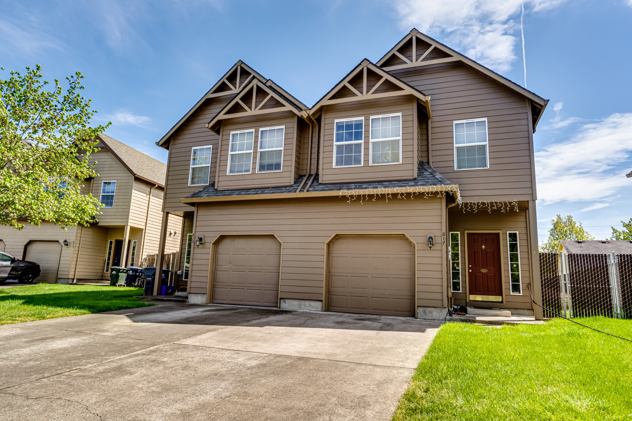 600-605 S 41st Ct, Springfield, OR à vendre Photo principale- Image 1 de 28