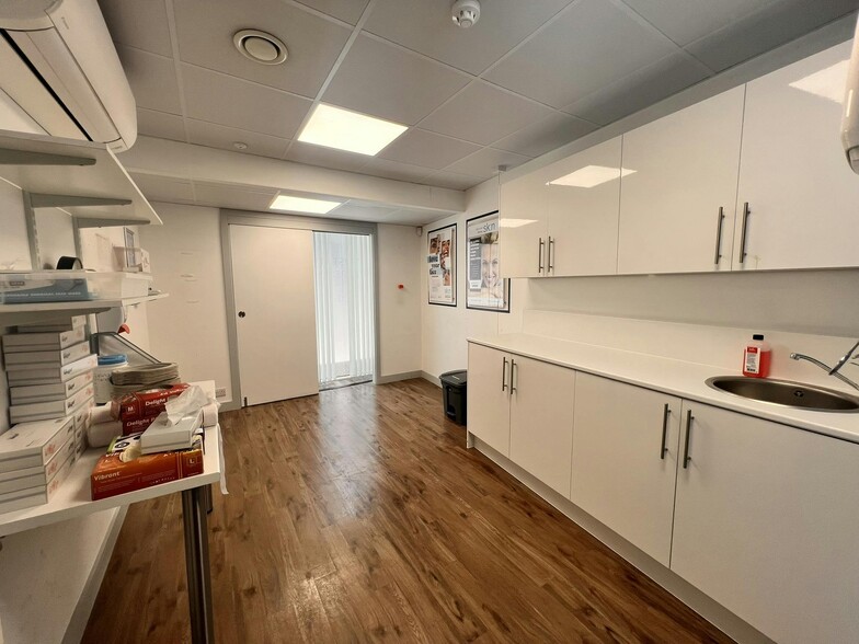 Monck St, London for lease - Interior Photo - Image 3 of 7