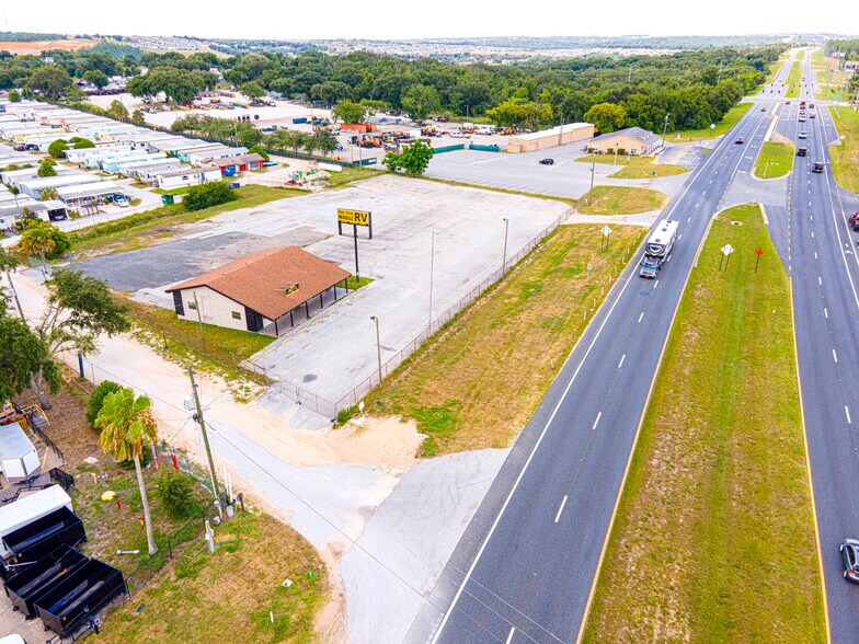 17720 US Highway 27, Clermont, FL à louer - Photo du bâtiment - Image 2 de 8