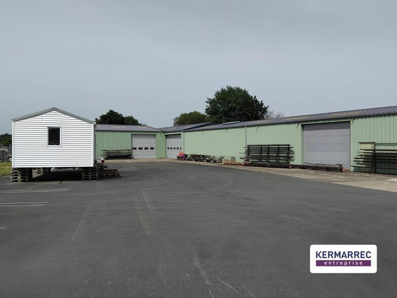Flex in Bourgbarré for sale - Building Photo - Image 2 of 6