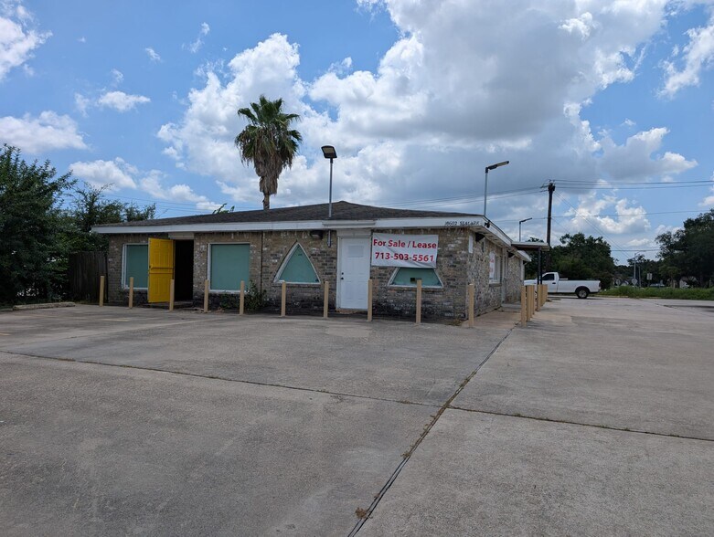 16602 Sea Lark Rd, Houston, TX à vendre - Photo du bâtiment - Image 2 de 13