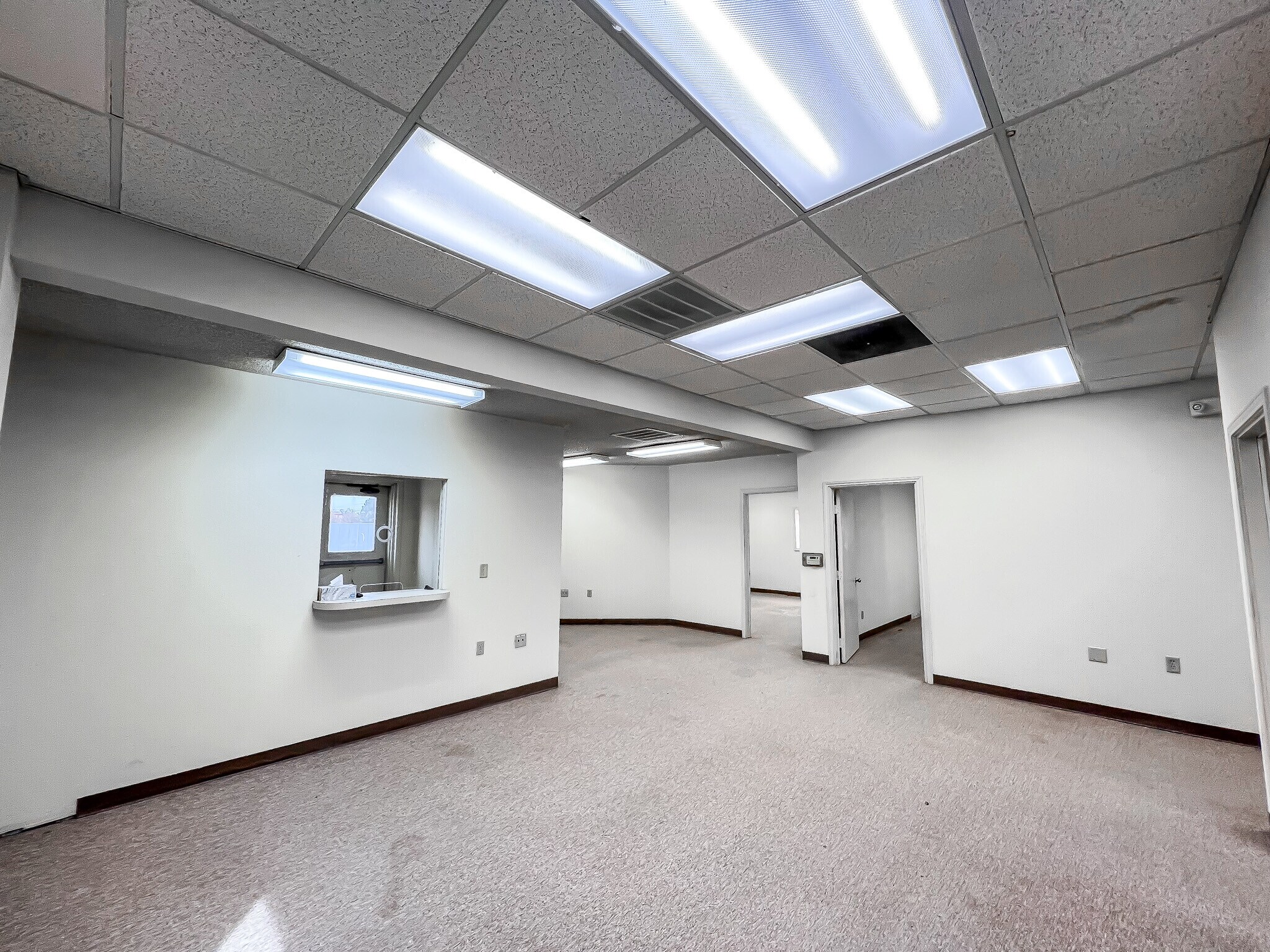 712 W Holland Ave, Alpine, TX à vendre Photo du bâtiment- Image 1 de 17