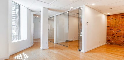 5100 Rue Hutchison, Montréal, QC for lease Interior Photo- Image 2 of 4