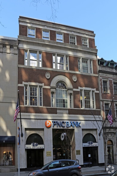 1511 Walnut St, Philadelphia, PA for lease - Building Photo - Image 2 of 5