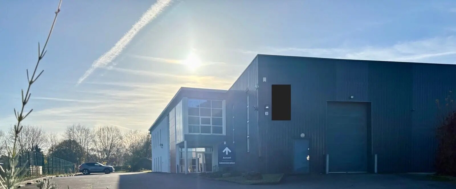 Local d'activités dans Bouguenais à vendre Photo du bâtiment- Image 1 de 24