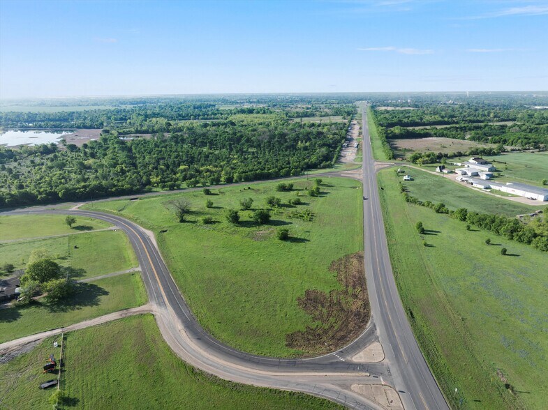 4508 Elk Rd, Waco, TX à vendre - Photo du bâtiment - Image 2 de 7