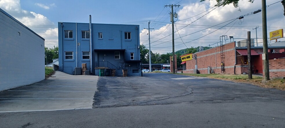 2623 Lebanon Pike, Nashville, TN for lease - Building Photo - Image 3 of 18