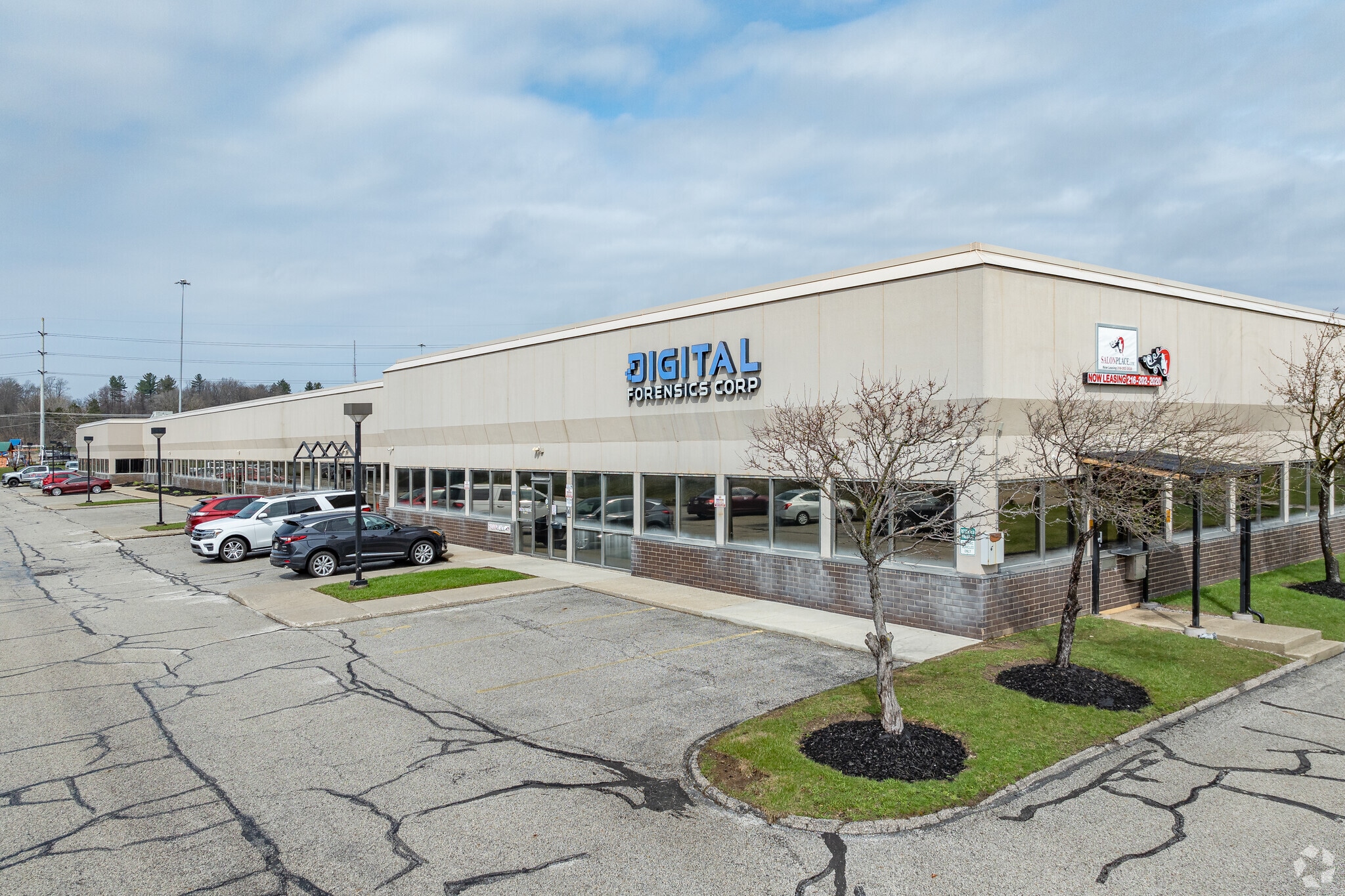 4400 Renaissance Pky, Warrensville Heights, OH for lease Building Photo- Image 1 of 10