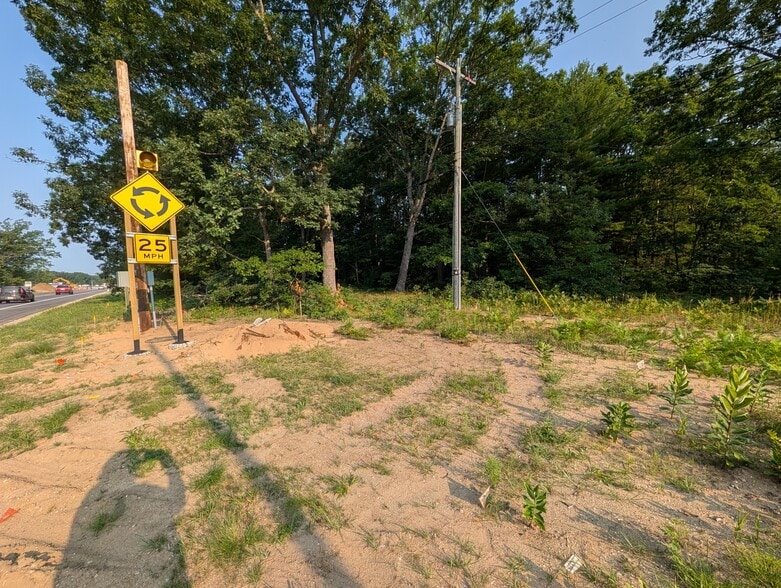 9200 US-31 S, Interlochen, MI for sale - Building Photo - Image 3 of 15