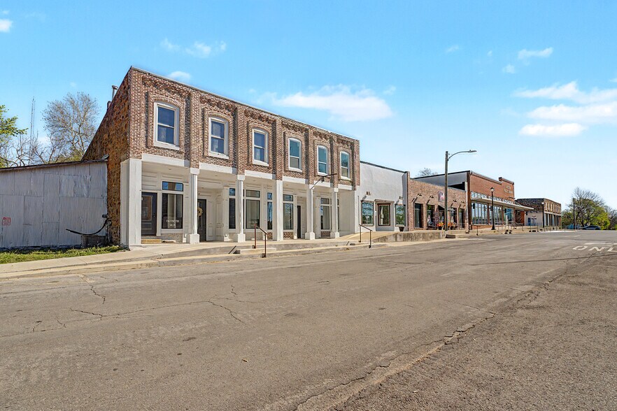 113 W Bean St, Lincoln, AR à vendre - Photo du bâtiment - Image 3 de 15
