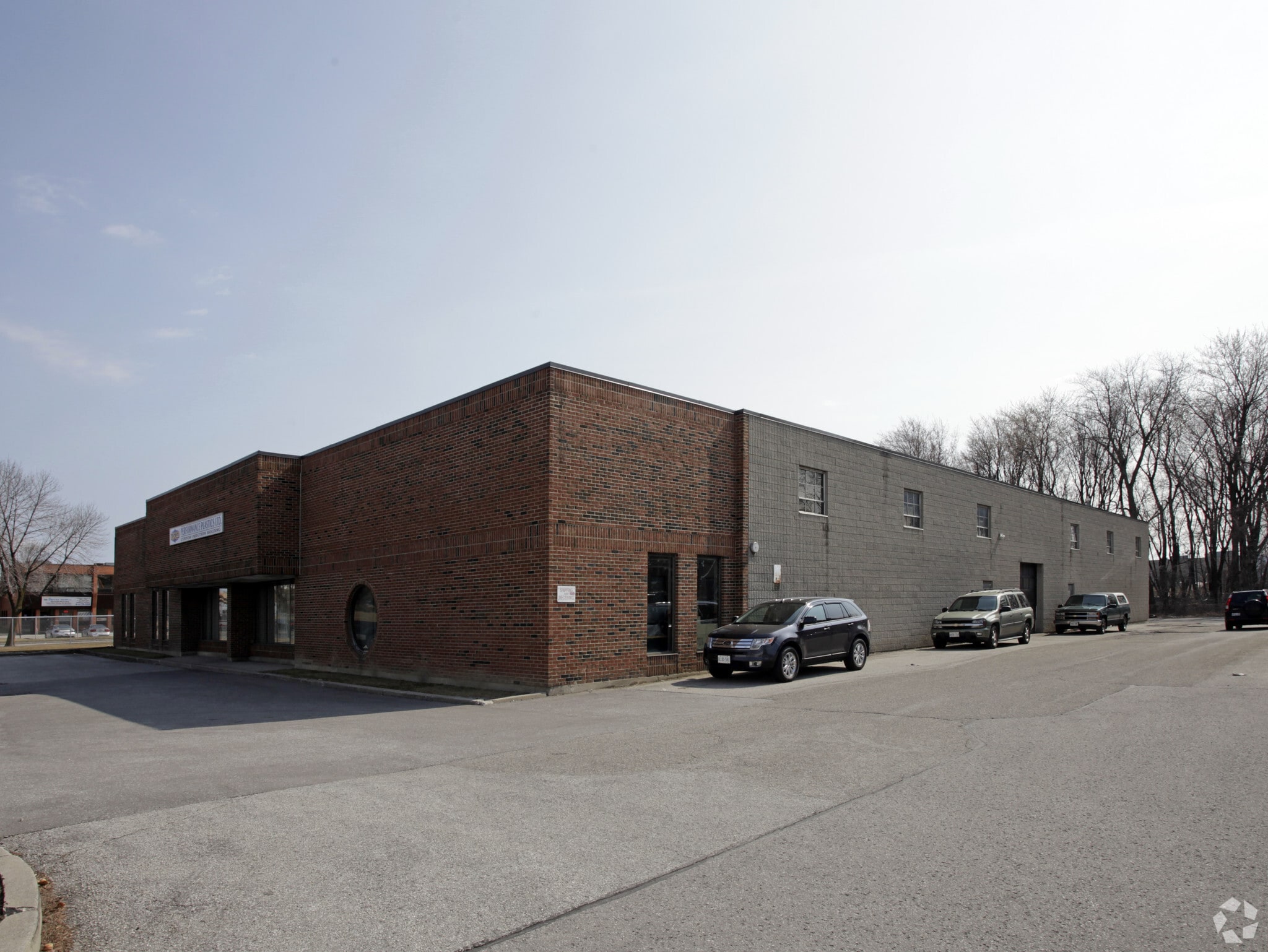 411 Nugget Ave, Toronto, ON for sale Primary Photo- Image 1 of 3