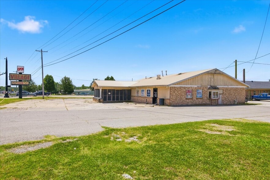 1131 Cradduck Rd, Ada, OK for sale - Building Photo - Image 3 of 26