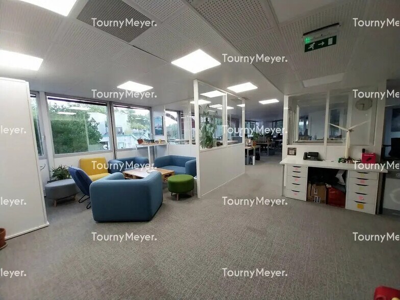 Bureau dans Toulouse à louer - Photo du bâtiment - Image 2 de 12