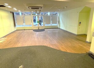 30 Fore St, Hexham for lease Interior Photo- Image 2 of 4