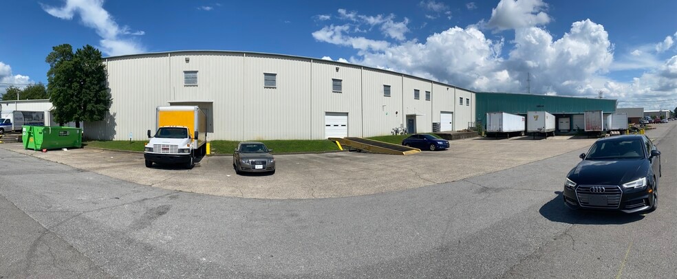 803-815 Park Ave, Murfreesboro, TN for lease - Building Photo - Image 2 of 12