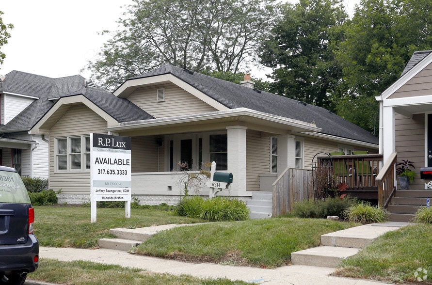 6214 Broadway St, Indianapolis, IN à louer - Photo du bâtiment - Image 2 de 3