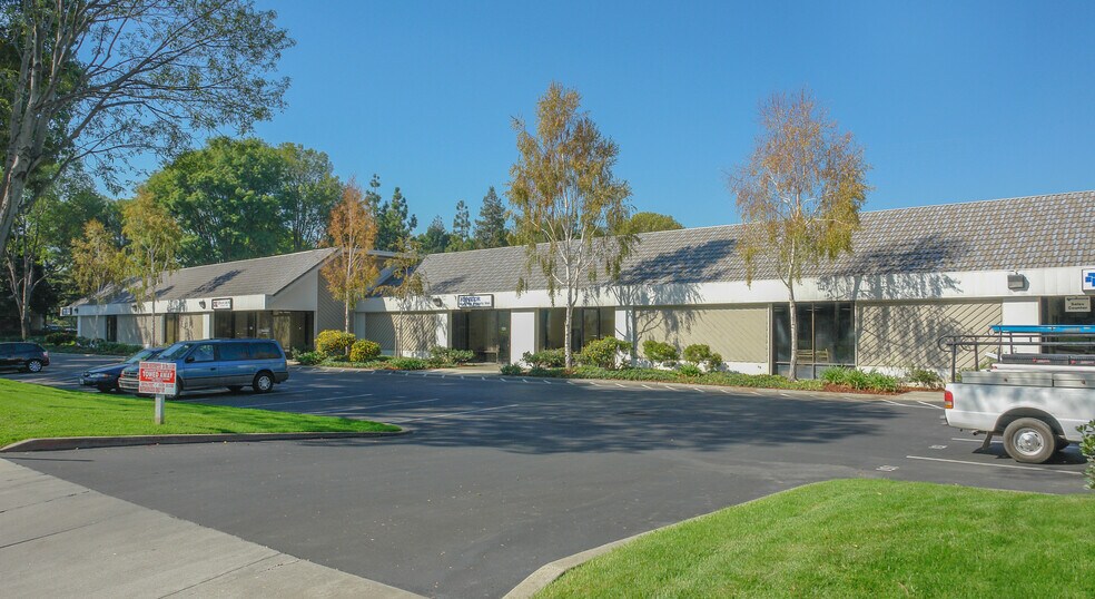 111-151 E Brokaw Rd, San Jose, CA à louer - Photo du bâtiment - Image 2 de 5