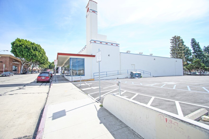 12908 Bailey St, Whittier, CA à vendre - Photo du bâtiment - Image 3 de 13
