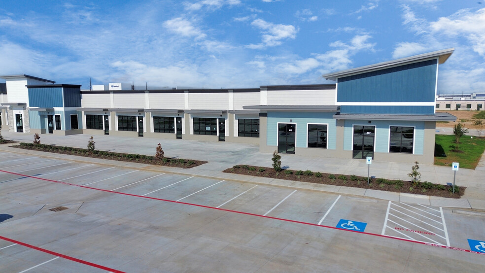 30625 Kingsland Blvd, Brookshire, TX for lease - Building Photo - Image 1 of 37