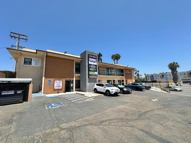 1615 E Plaza Blvd, National City, CA à vendre - Photo du bâtiment - Image 2 de 26