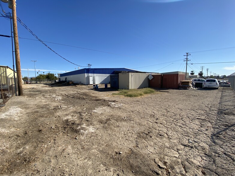 301 N Main St, Blythe, CA à vendre - Photo du bâtiment - Image 3 de 11