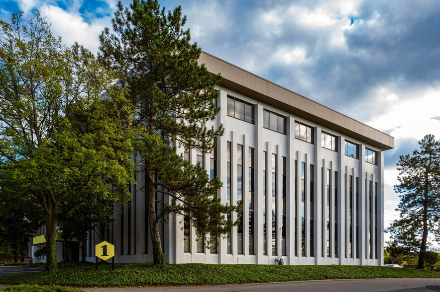 4000 Executive Park Dr, Cincinnati, OH for lease - Building Photo - Image 2 of 20