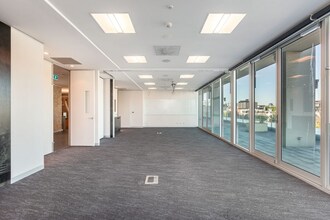 10 Yarra St, South Yarra for lease Interior Photo- Image 2 of 7