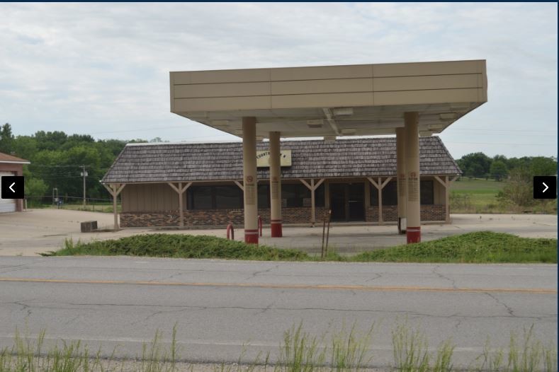 505 W US Highway 136, Albany, MO for sale - Building Photo - Image 1 of 1