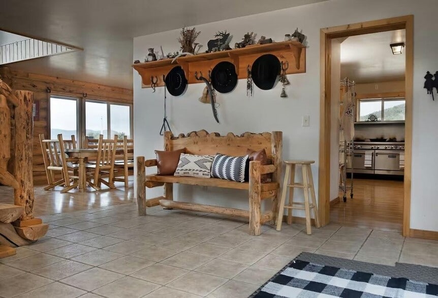 23886 6450, Cedar City, UT à vendre - Photo du bâtiment - Image 3 de 40