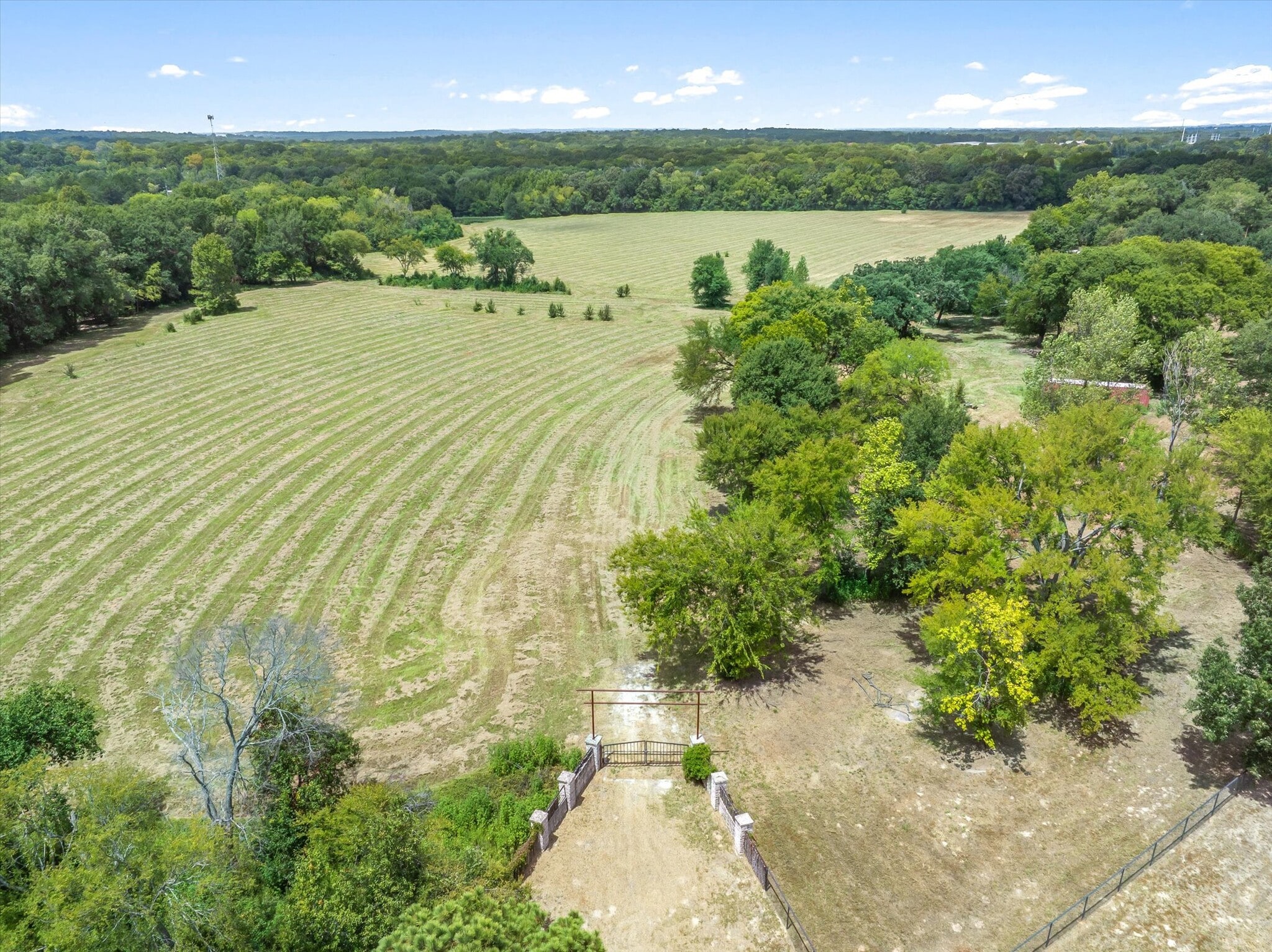 000 Wood Street, Athens, TX for sale Building Photo- Image 1 of 26