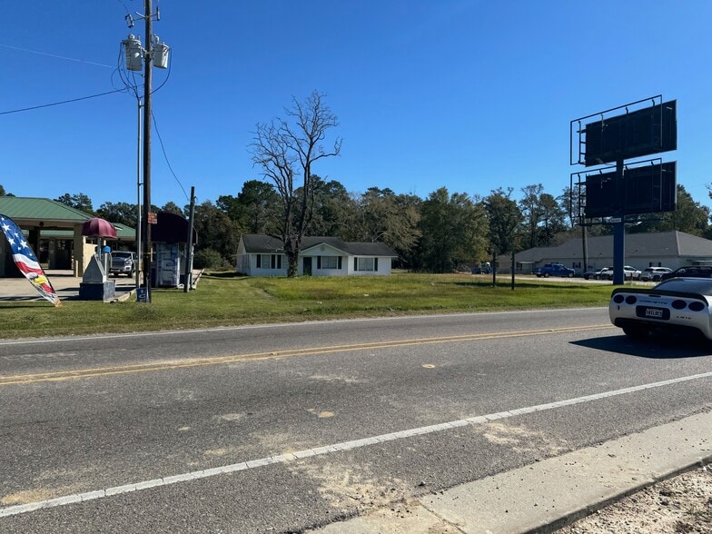 27370 Walker Rd S, Walker, LA à vendre - Photo du bâtiment - Image 2 de 3