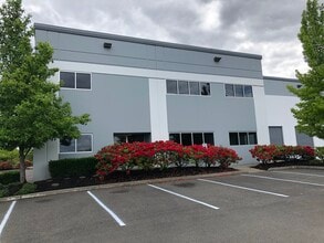 1028 4th St SW, Auburn, WA for lease Interior Photo- Image 2 of 8