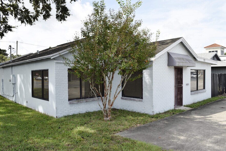 2170 W Fairbanks Ave, Winter Park, FL à vendre - Photo du bâtiment - Image 3 de 8