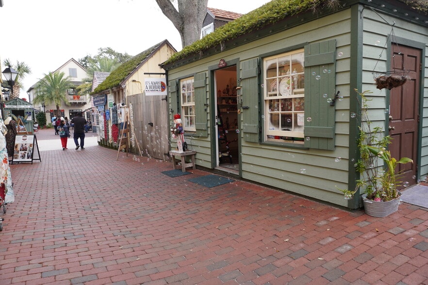 14 St George St, Saint Augustine, FL for lease - Building Photo - Image 3 of 8