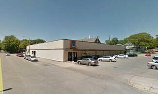Plus de détails pour 927 1/2 Ave, Fort Madison, IA - Commerce de détail à louer