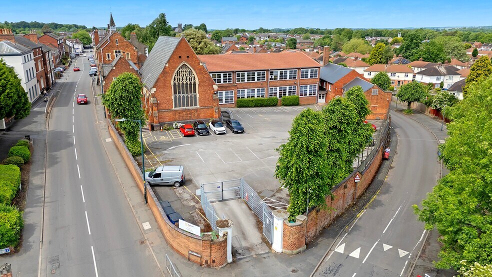 212 Long St, Atherstone for sale - Primary Photo - Image 1 of 1
