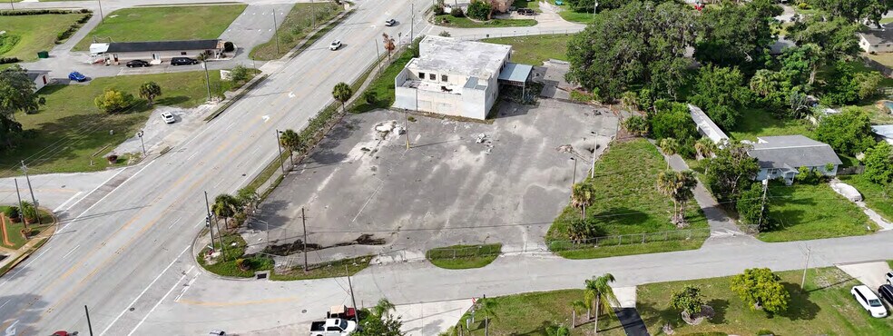 150 S US Highway 17 92, DeBary, FL à vendre - Photo du bâtiment - Image 2 de 3