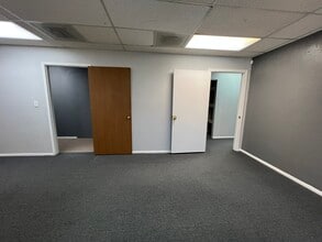 718 E Hatcher Rd, Phoenix, AZ for lease Building Photo- Image 2 of 20