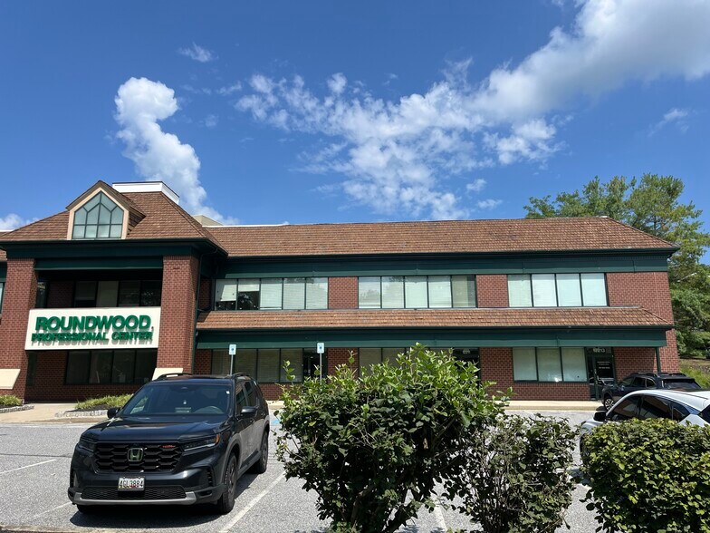 12201-12233 Tullamore Rd, Timonium, MD à louer - Photo du bâtiment - Image 2 de 4