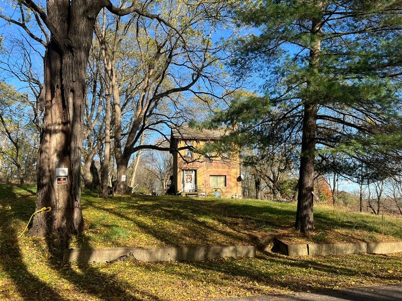 2225 County Line Rd, New Castle, PA for sale - Primary Photo - Image 3 of 5